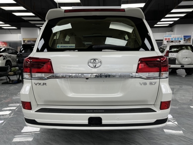 21款丰田兰德酷路泽5700vxr顶配版kdss_凤凰网汽车_凤凰网