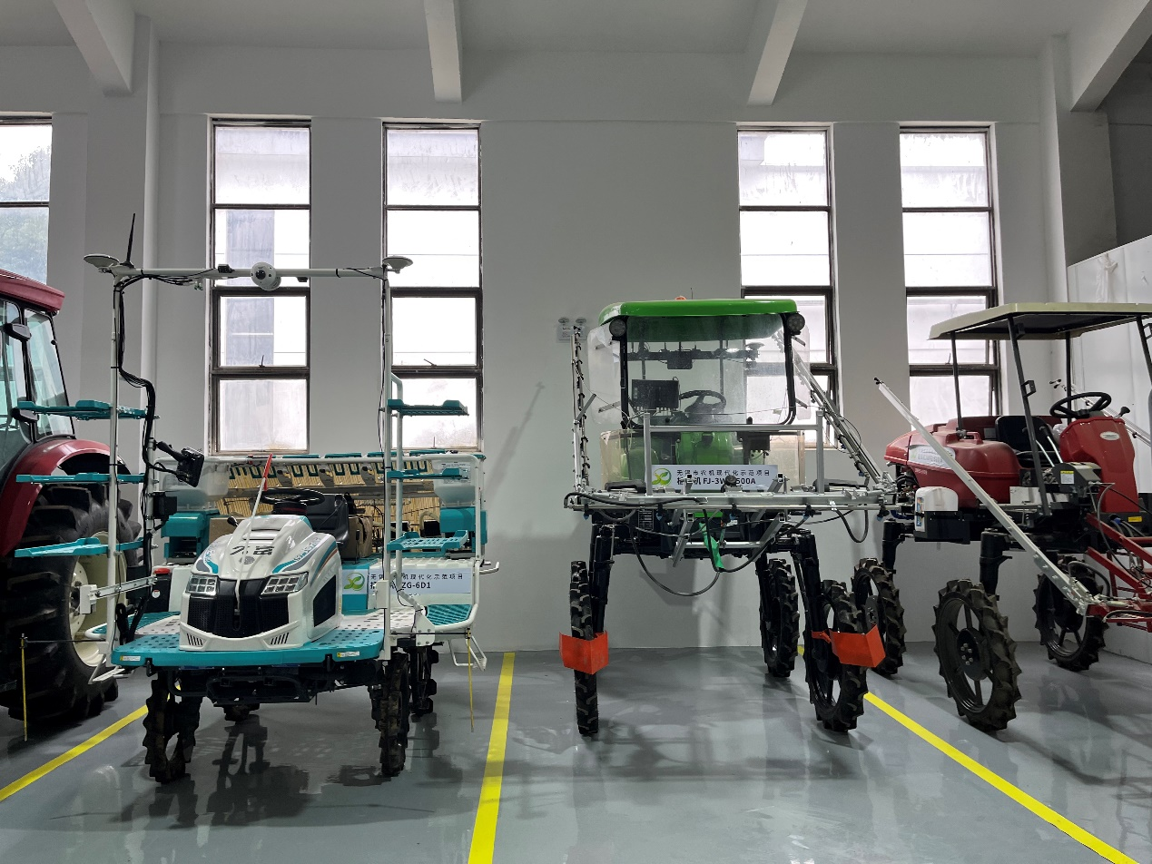 太湖水稻示范园：物联网技术打造“无人农场”