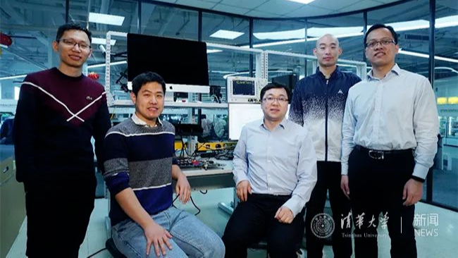75倍能效提升！我国研制出首颗支持片上学习忆阻器存算一体芯片_凤凰网