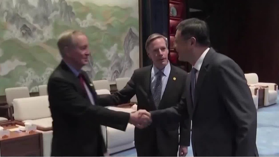 现场：上海市委书记陈吉宁会见美国参议院多数党领袖舒默