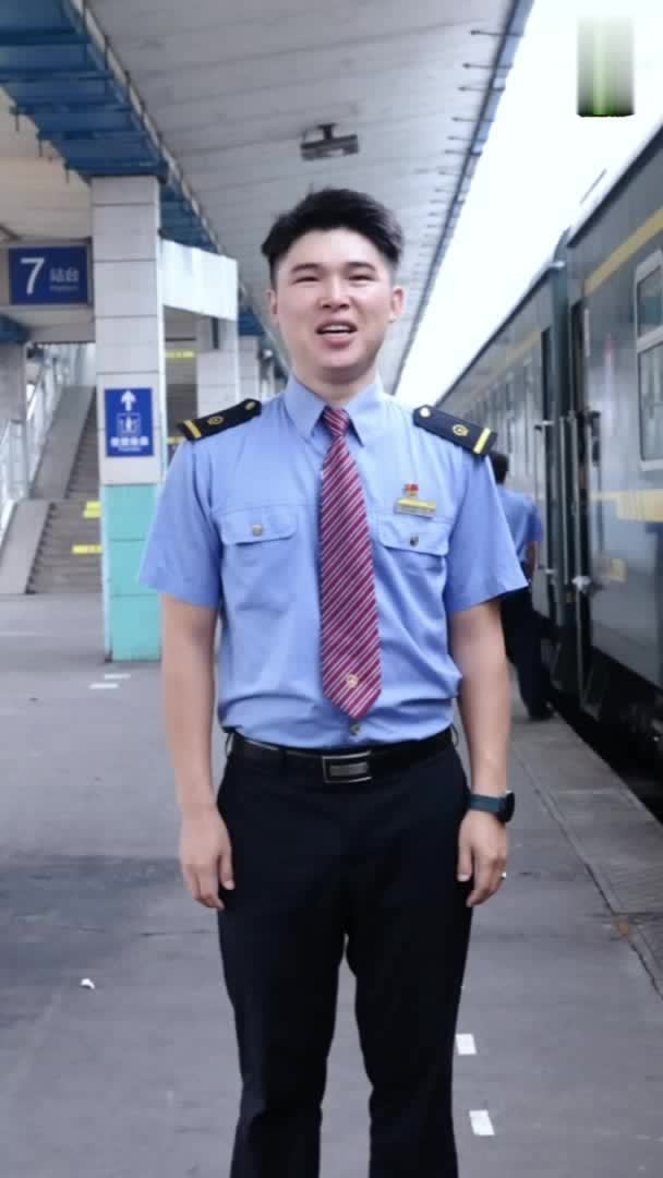 秀我中国｜近四十年，这趟“慢火车”始终在为幸福“加速”