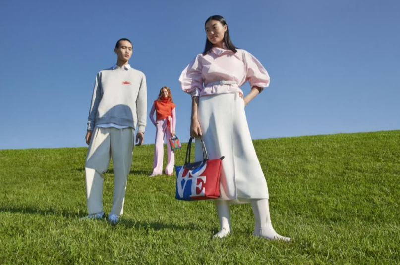 LONGCHAMP X ROBERT INDIANA 经典艺术作品邂逅世人喜爱的手袋