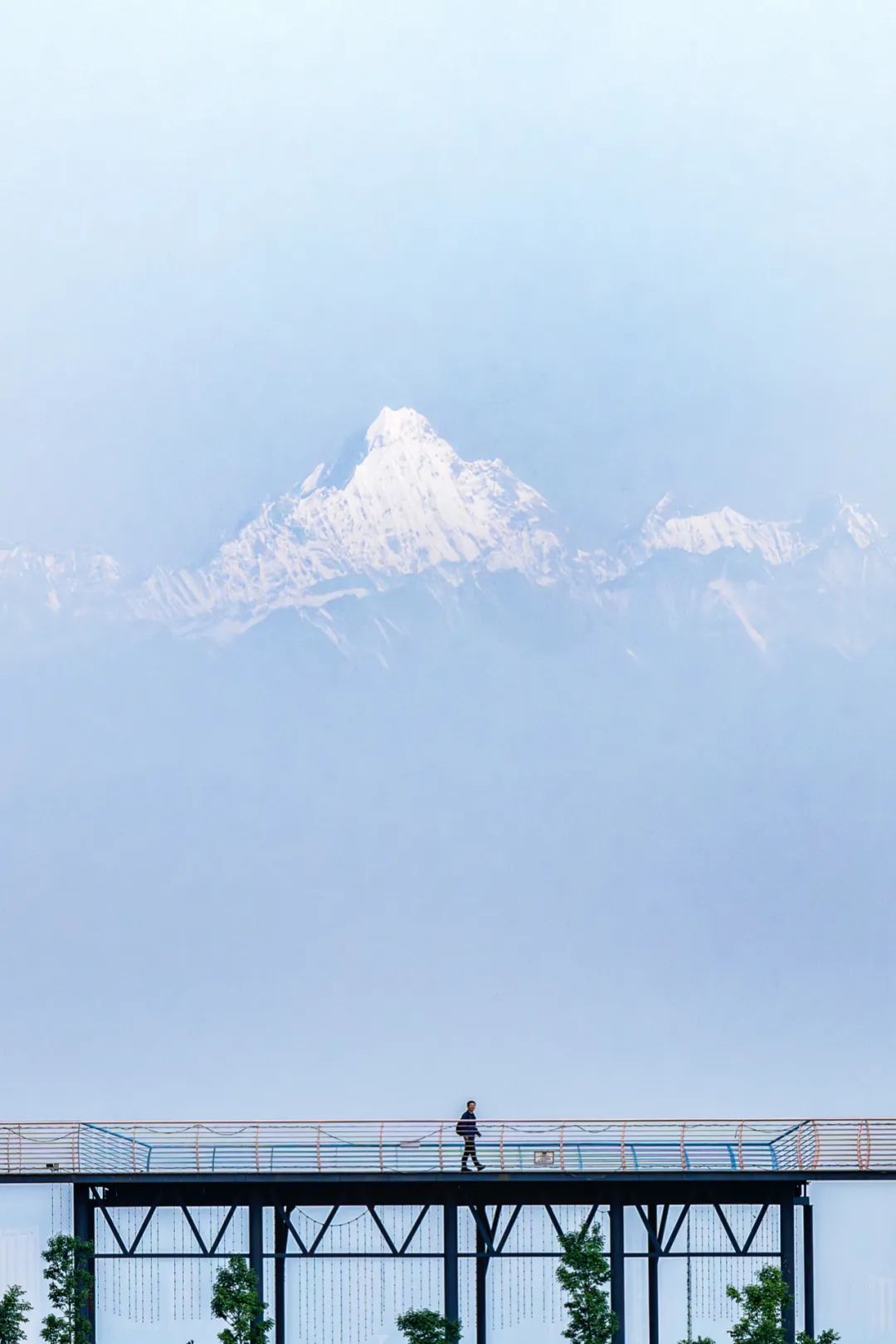 龙泉山观景平台