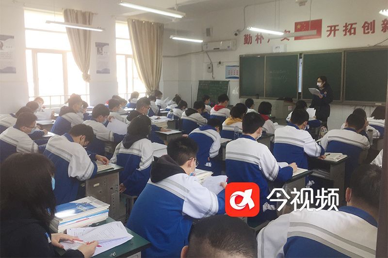 学生在上课（资料图）