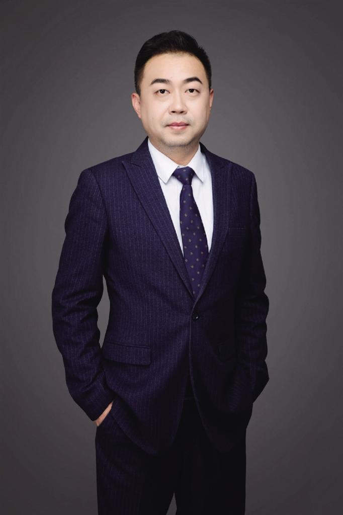李军