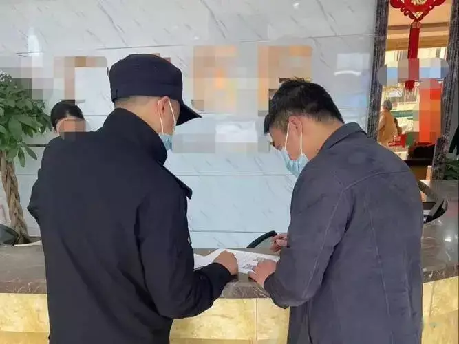 政能亮丨给乱罚款戴“紧箍咒”，以良法促善治