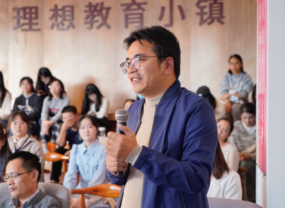 读者提问。