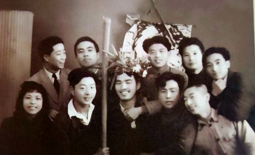 1940年,万庚育所在的国立中央大学艺术(26600237)-20231024183430.jpg