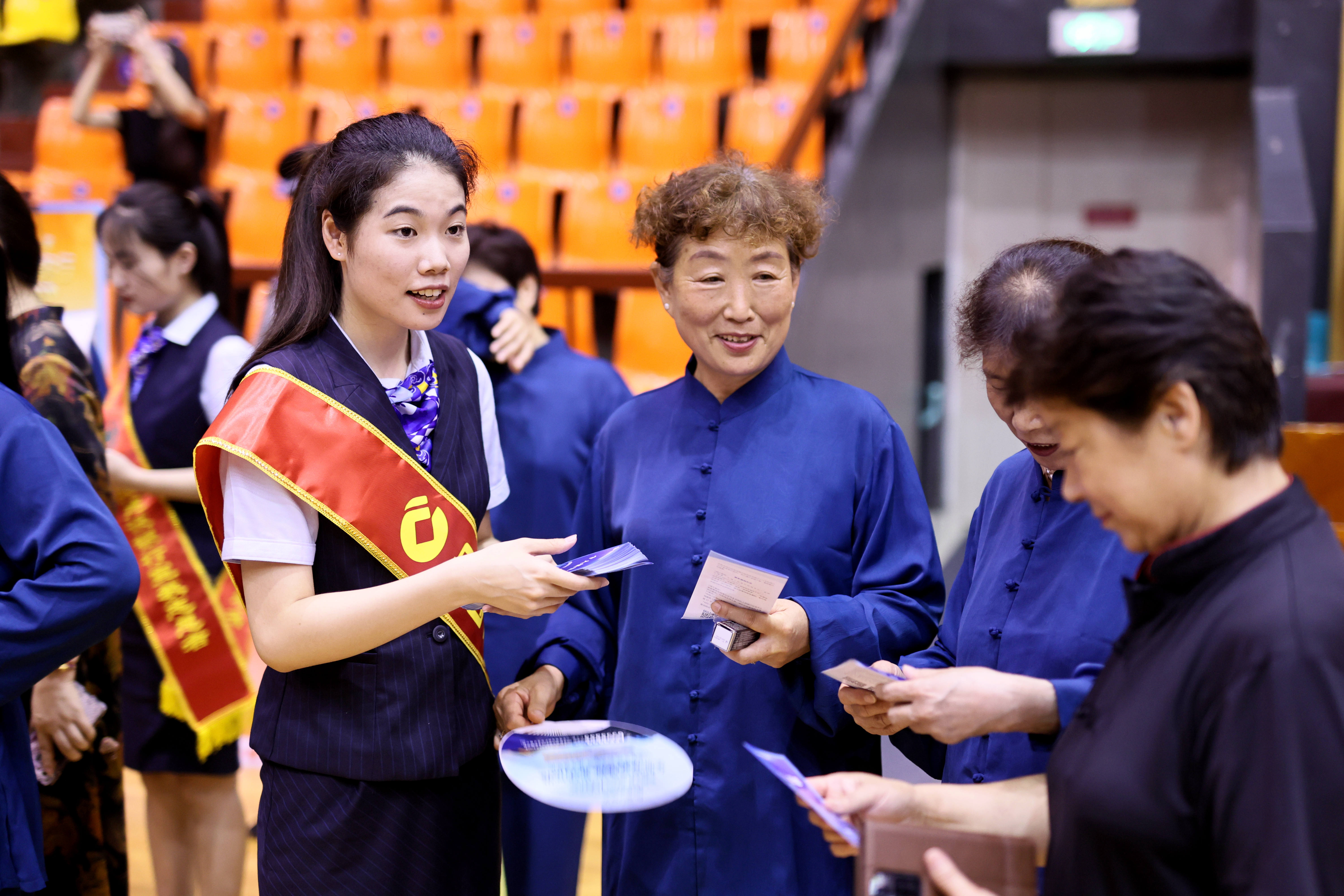 建行山东省分行带着“五心”积极开展“五进入”金融知识教育宣传活动