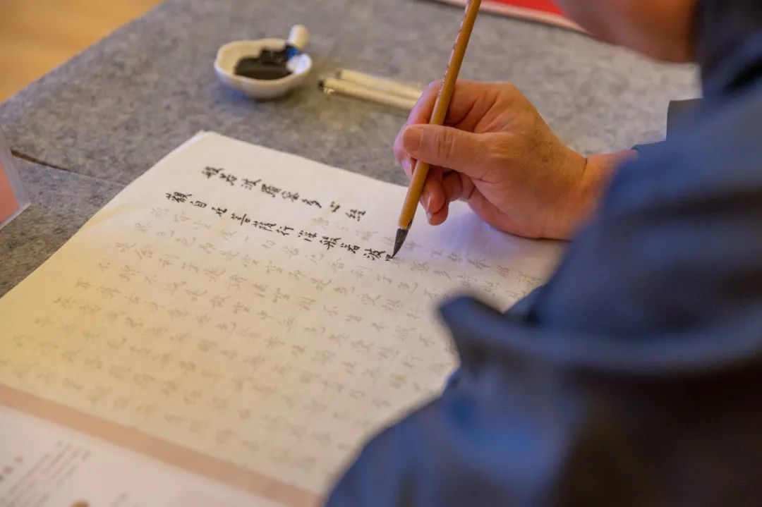 同抄经典,增福生慧!上海玉佛禅寺举行抄经功德会揭牌仪式