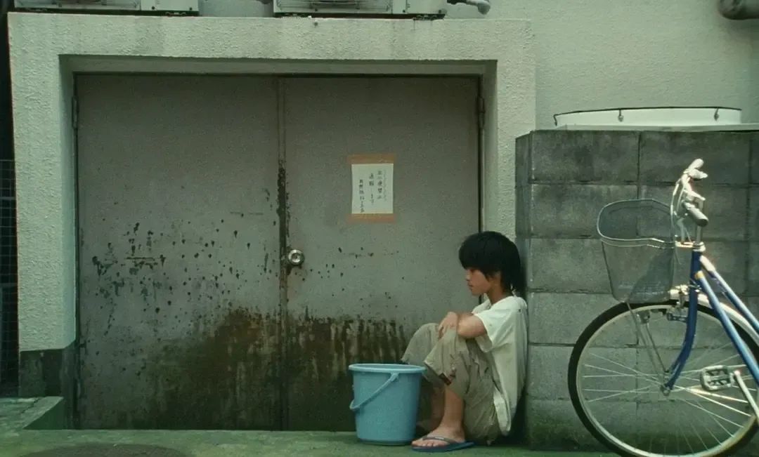 厨房里写作的外婆,在83岁出版了她的第四本书