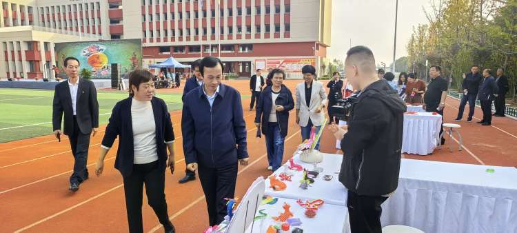 非物质文化遗产进校园系列活动启动仪式在高陵四中教育集团昭慧校区召开