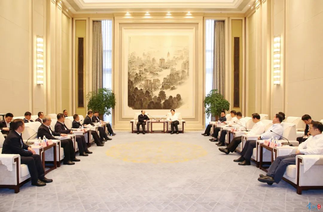 陈金虎代表市委,市政府,对代表团一行表示欢迎,对克州党委,政府长期