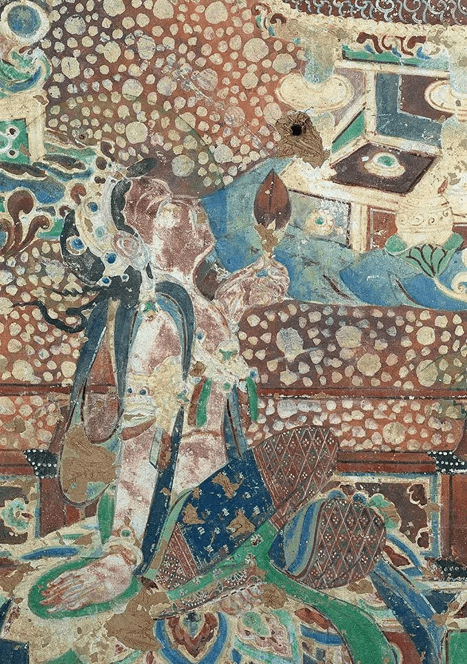 ▲药师七佛下方四身供养菩萨之一,一手支地,一手持莲苞,仰视诸佛,动作自在而虔诚。图片来自莫高窟官方微博