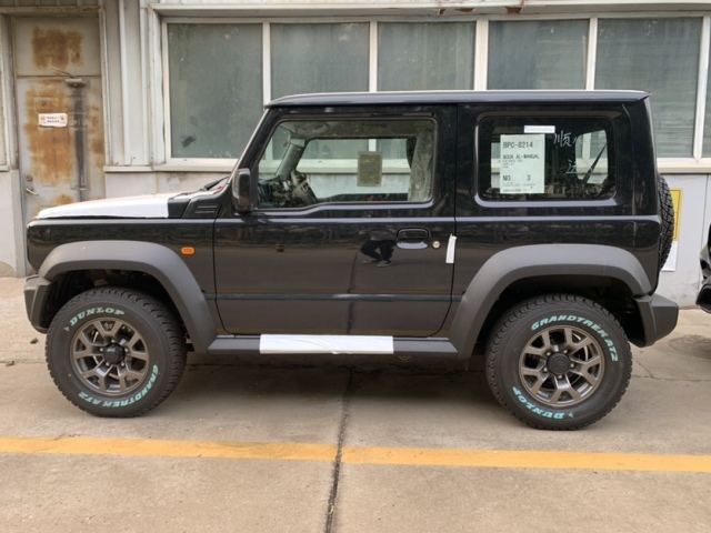 西安中东版铃木吉姆尼15自动高配23万