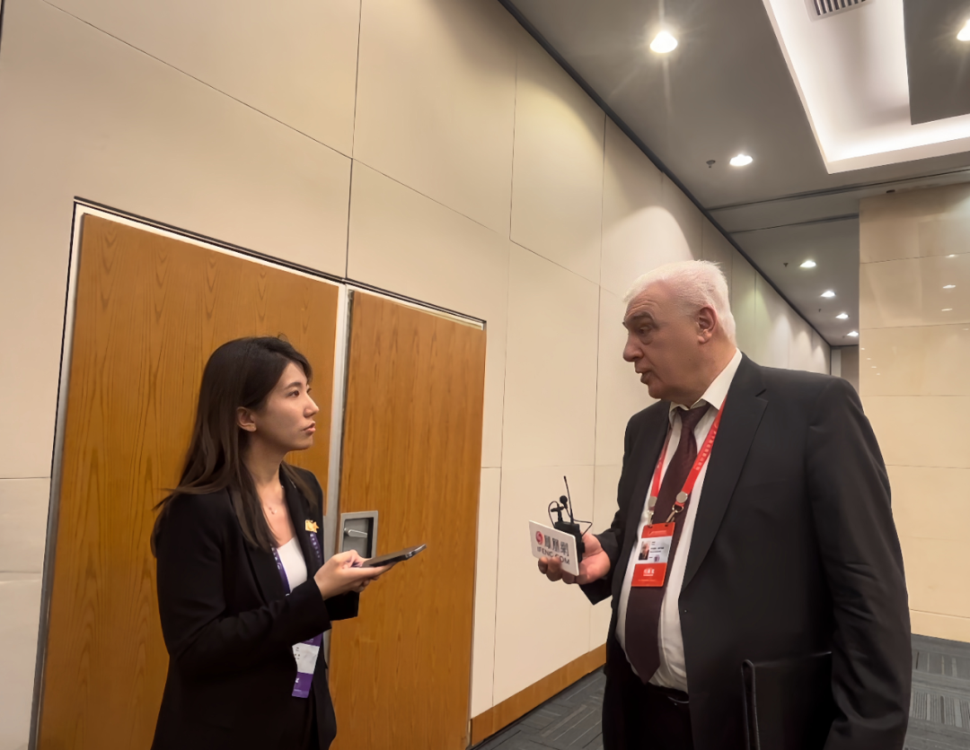 ▎前俄军中将布仁斯基接受凤凰网采访