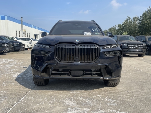 24款美规宝马x7m运动pro版特价92起