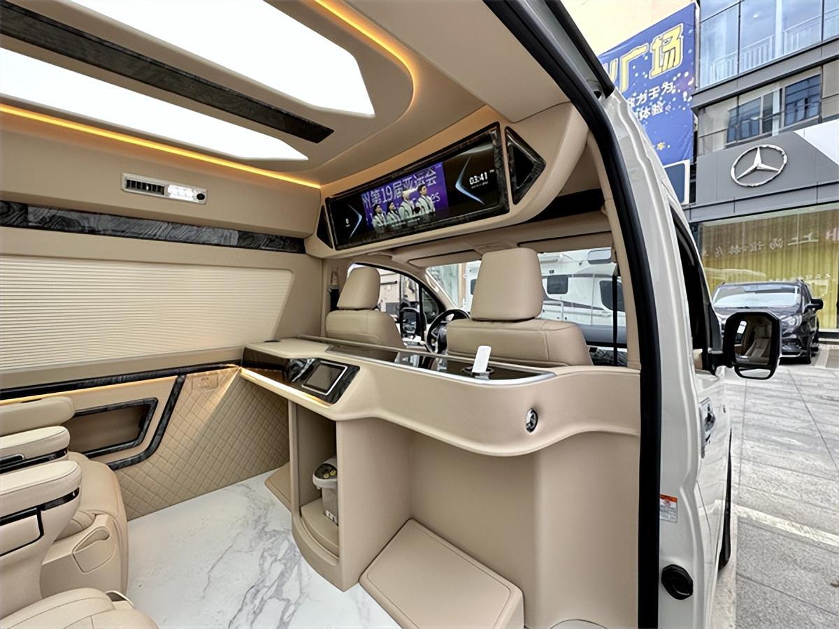 丰田海狮7座半隔断内饰,上海现车特价_凤凰网汽车_凤凰网