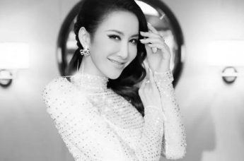 李玟不想被歌迷看见自己不好的样子，曾躲起来拒绝曝光