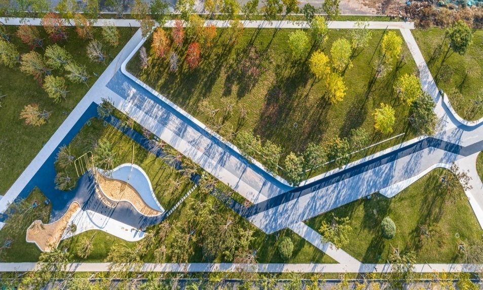 中轴公园实景图