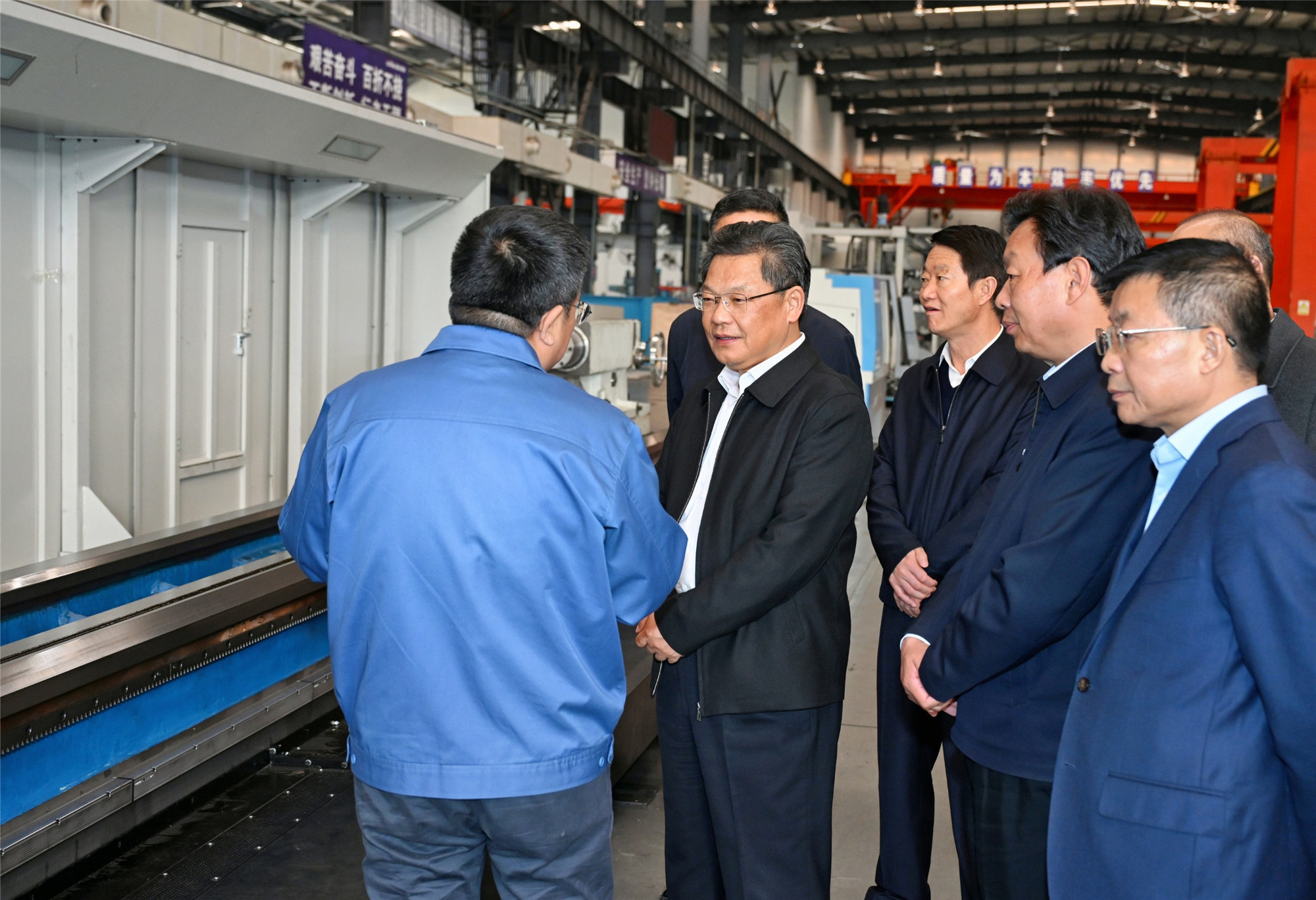任振鹤：立足未来转型振兴 推动升级锻造链条凤凰网甘肃_凤凰网
