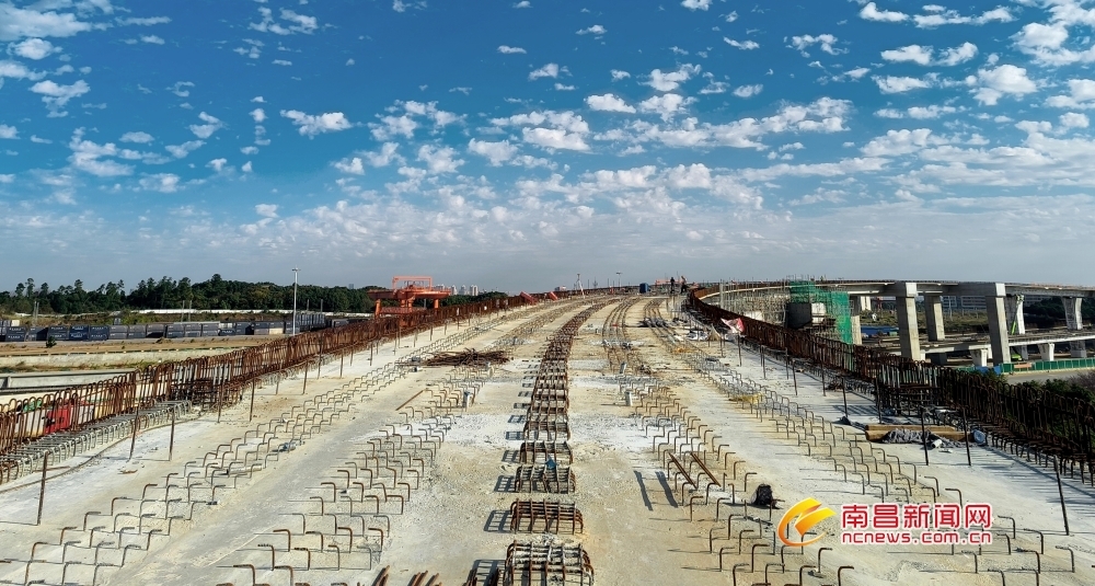 南昌地铁1号线北延高架段全线贯通（图）