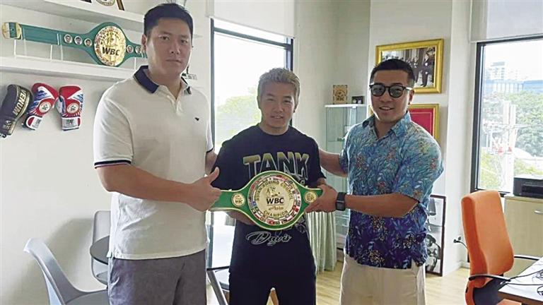 拳王排行_媒评最伟大运动员TOP10:梅西第1C罗第2乔丹第4贝利落榜(2)