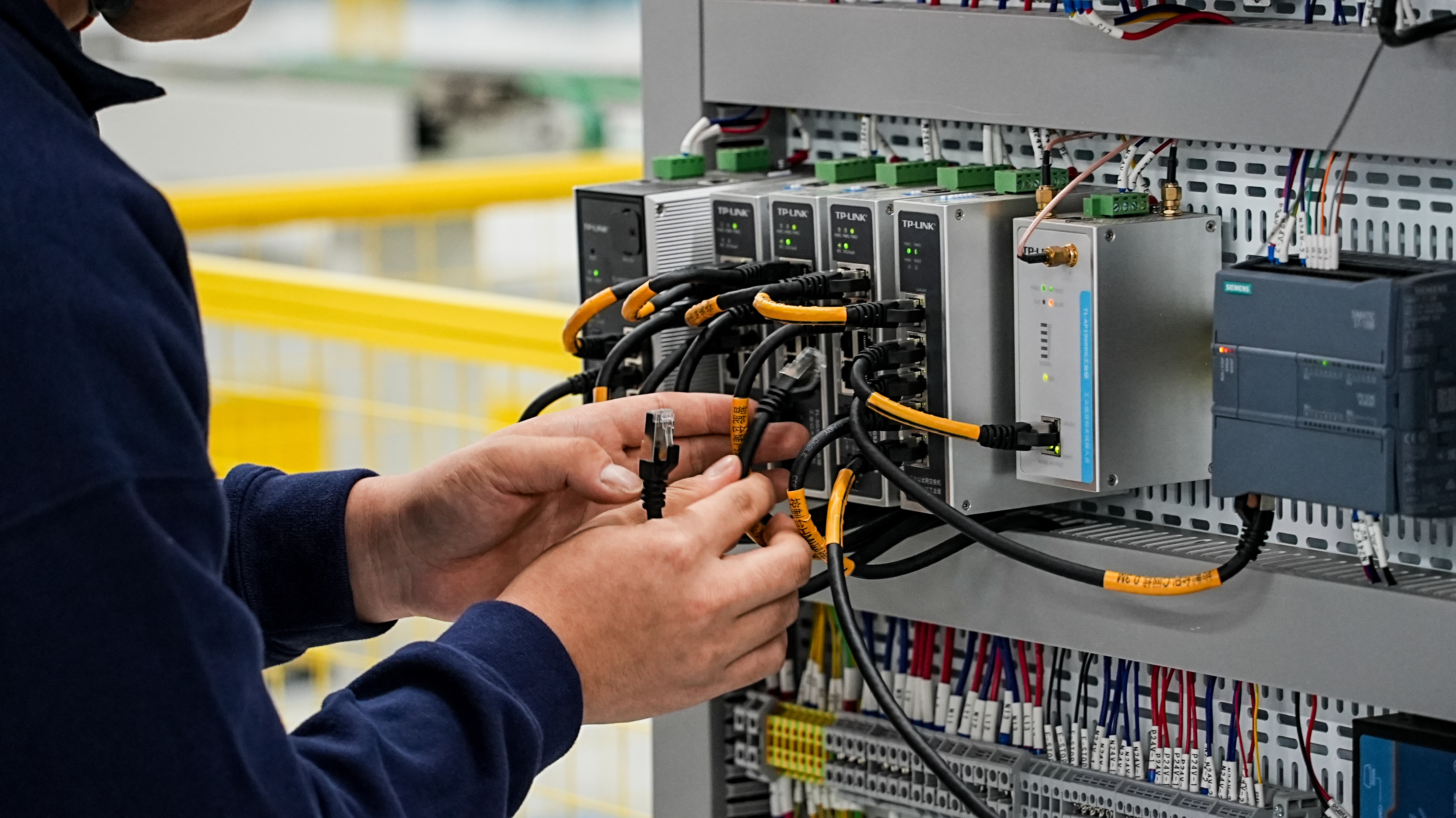 以赛促学、以赛促教、以赛促行！省级一类大赛助力天门职院师生共成长