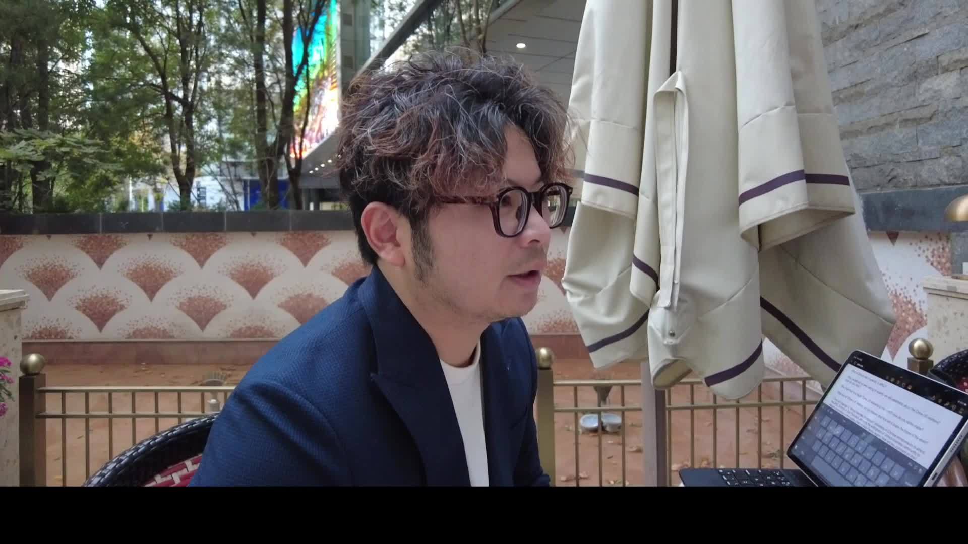 英国经济学家罗思义：中国始终主张合作　美国总想争高低