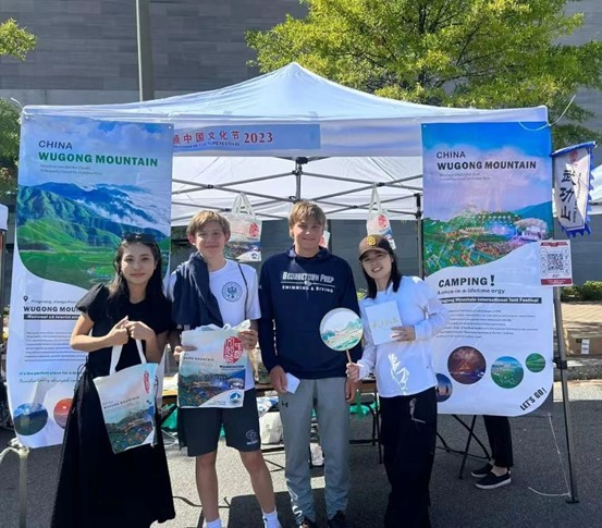 萍乡武功山景区工作人员赴意大利进行海外推介(胡启航 摄)
