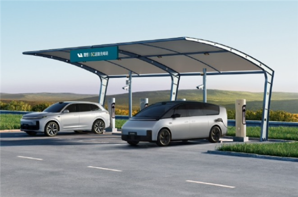 12分钟充电500公里!理想揭秘MEGA充电速度为何能全球最快