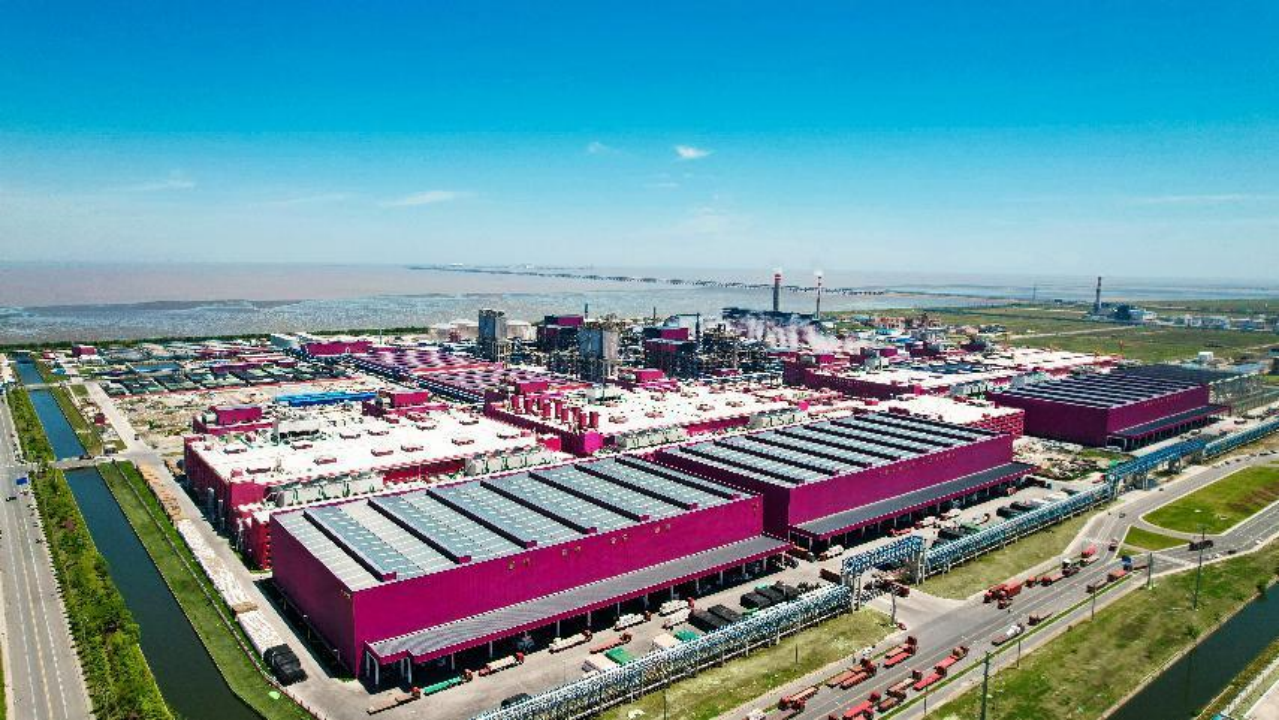 如东洋口港二十载大港梦圆如日东升再启航