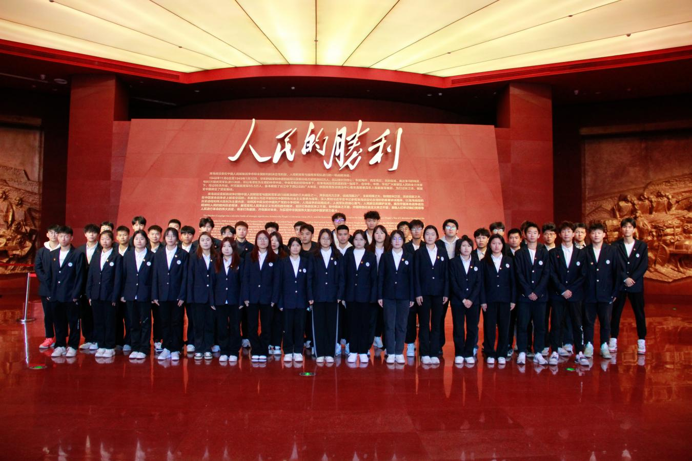 引导大学生扣好“人生第一粒扣子”！徐州幼专体育学院开展主题团日活动