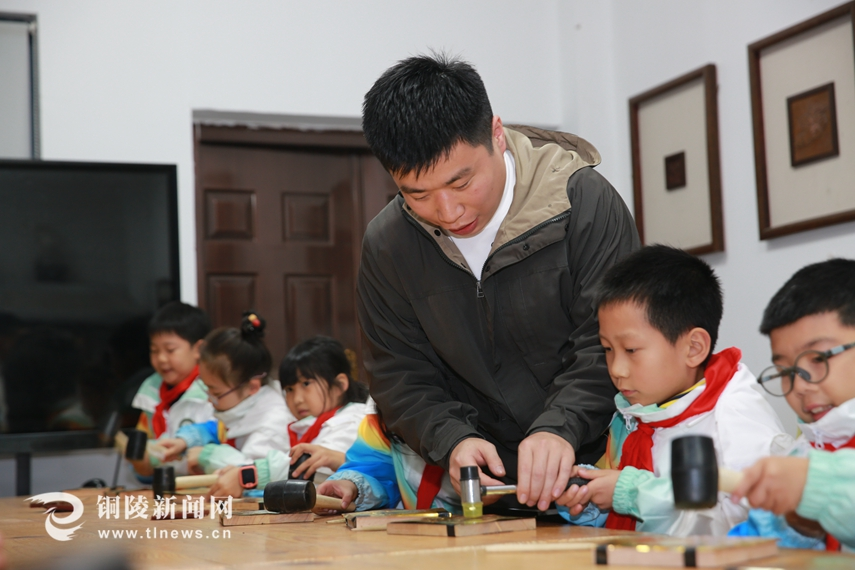 铜陵市田家炳小学东山校区：家校社协同助推“五育融合”