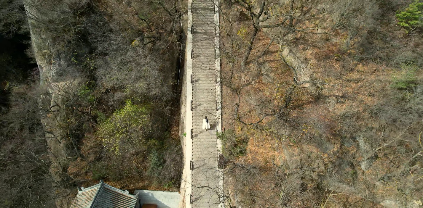 问道崆峒：行隐人间，仗剑天涯，仙风道骨的康养福地 ｜大美中国