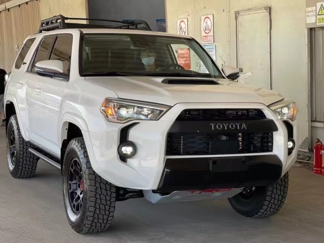 23款丰田超霸trdpro西安68万