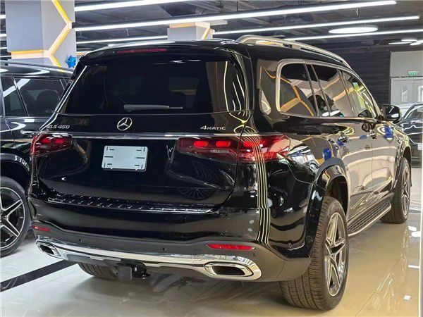 24款奔驰gls450天津现车108万起可分期