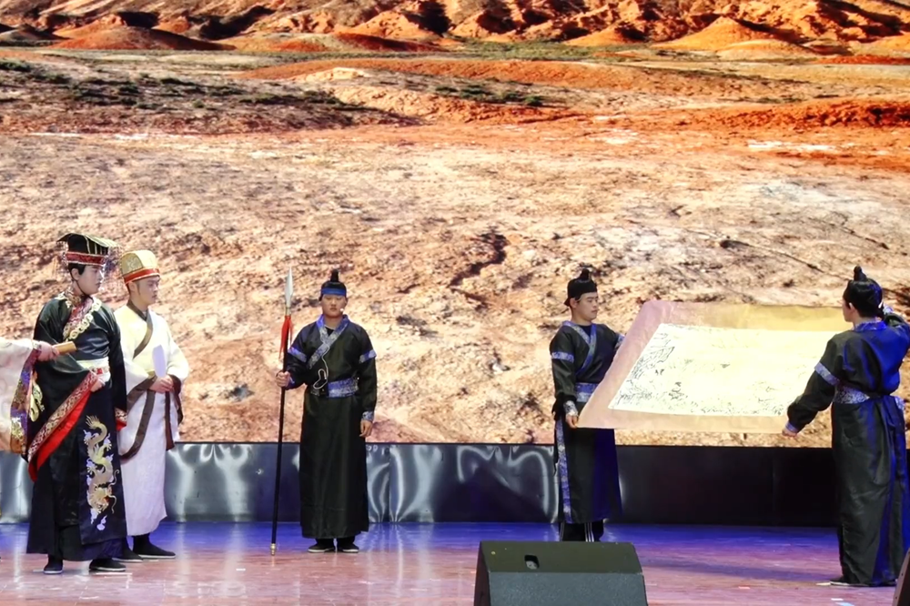 杨凌职业技术学院原创舞台情景剧《郑国渠》首场汇报演出精彩上演