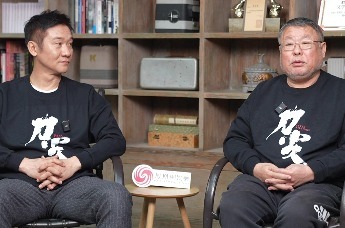 专访《刀尖》主创高群书黄志忠：历史不该被忘记