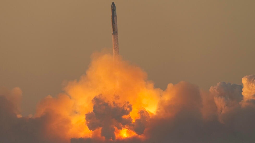 美国spacex星舟火箭第二次试射发生爆炸