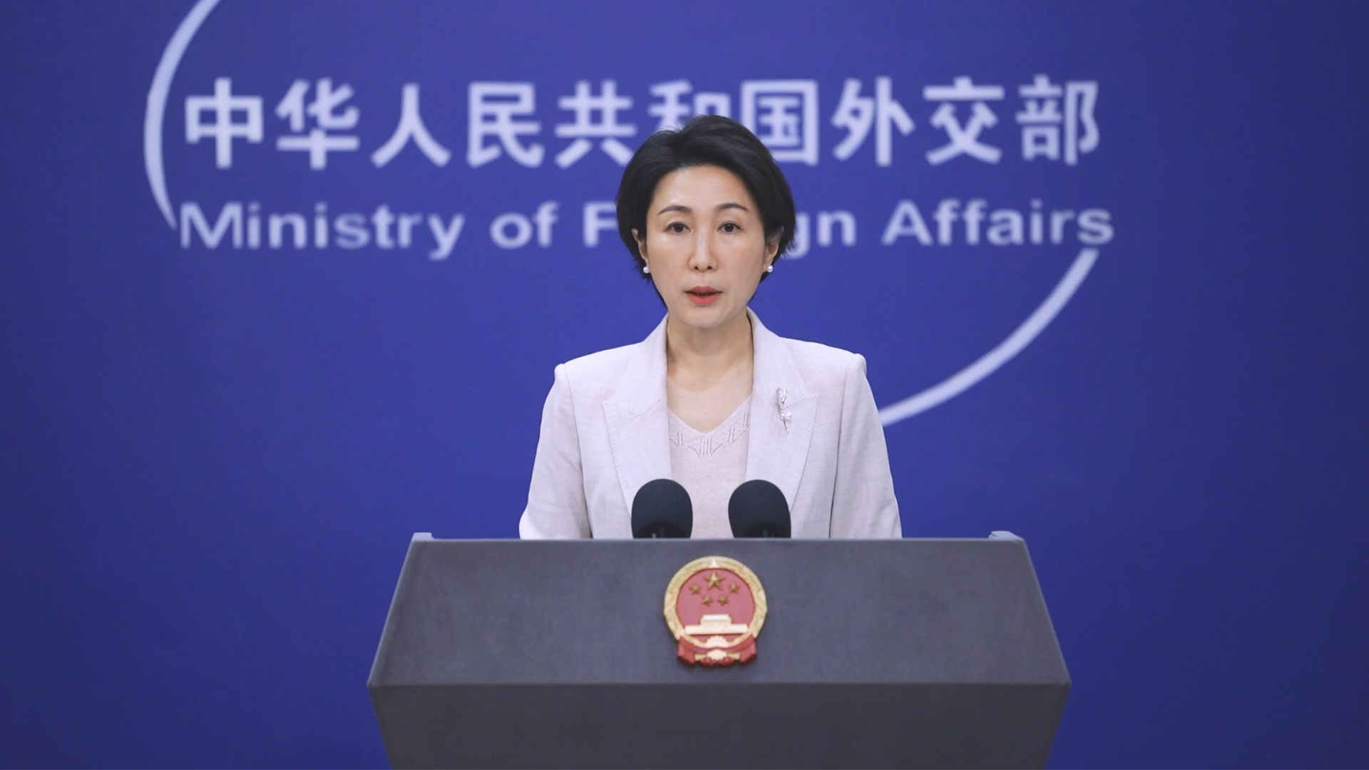 中国外交部：中方坚定支持推动巴以对话 实现停火_凤凰网视频_凤凰网
