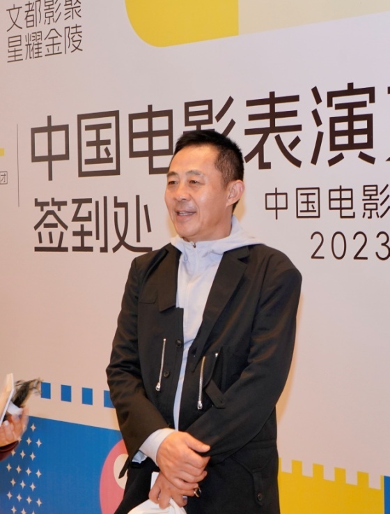 演员侯勇接受牛咔视频采访