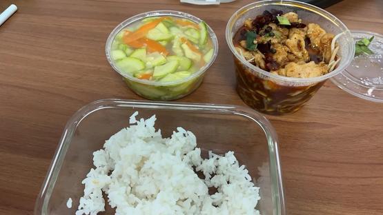 顿顿摆盘精致送餐到床住院10天没有重复好吃到不想出院