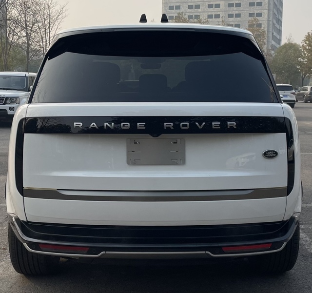 23款路虎揽胜标轴西安142万