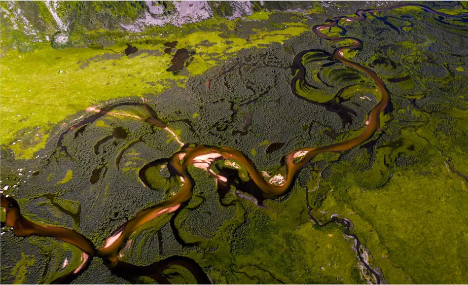白玉拉龙措国家湿地公园 / via：微甘孜