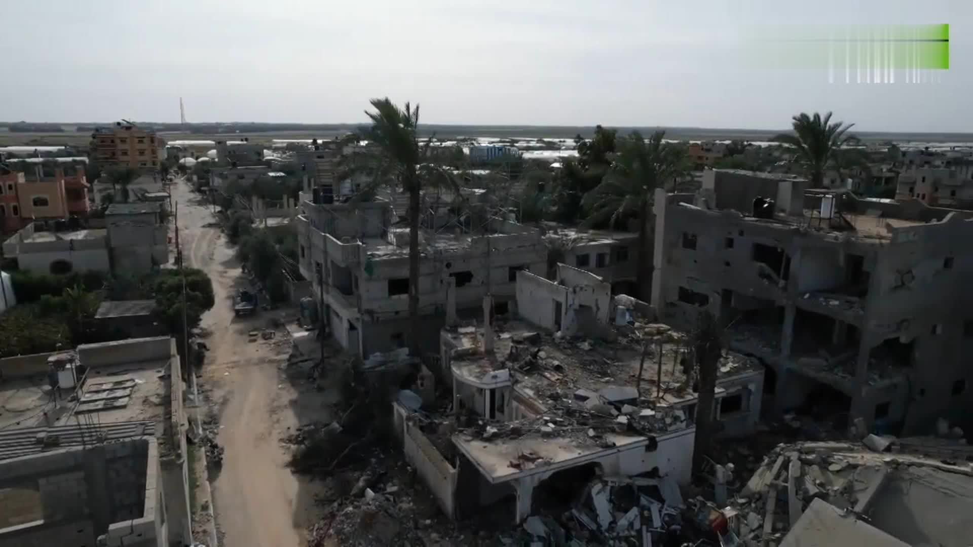 无人机航拍:空袭后的加沙南部最大城市汗尤尼斯_凤凰网视频_凤凰网
