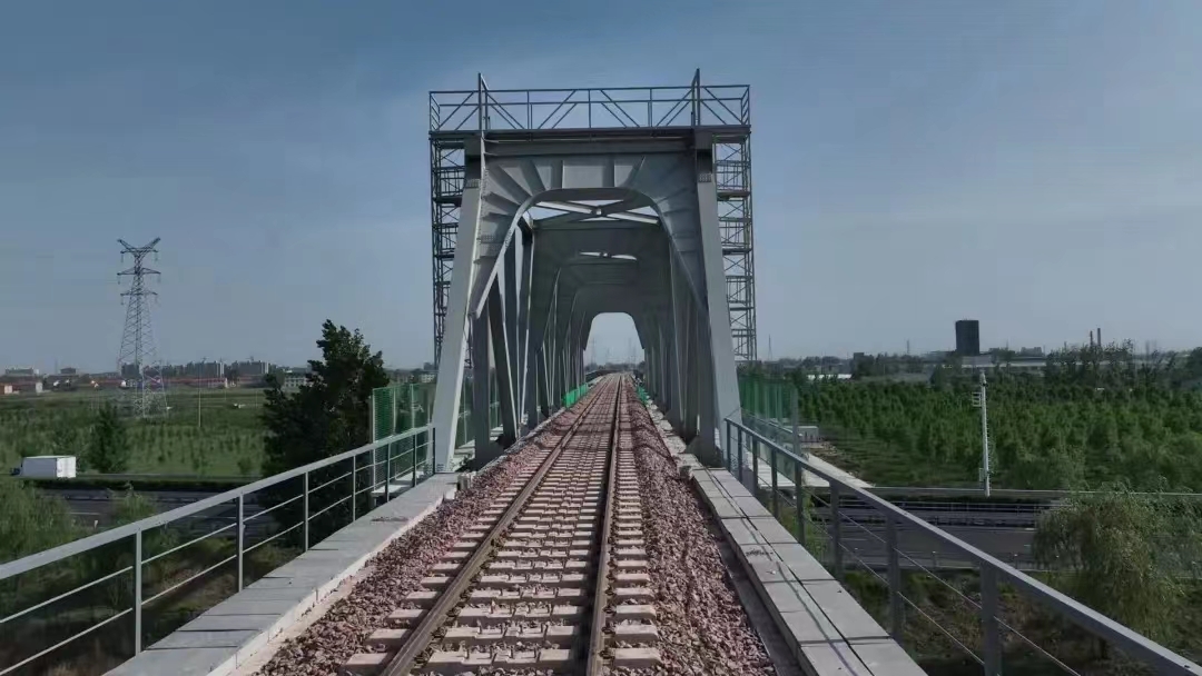 东明华汪热力铁路专用线开通运营