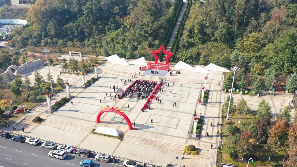 德安义峰山烈士纪念碑图片