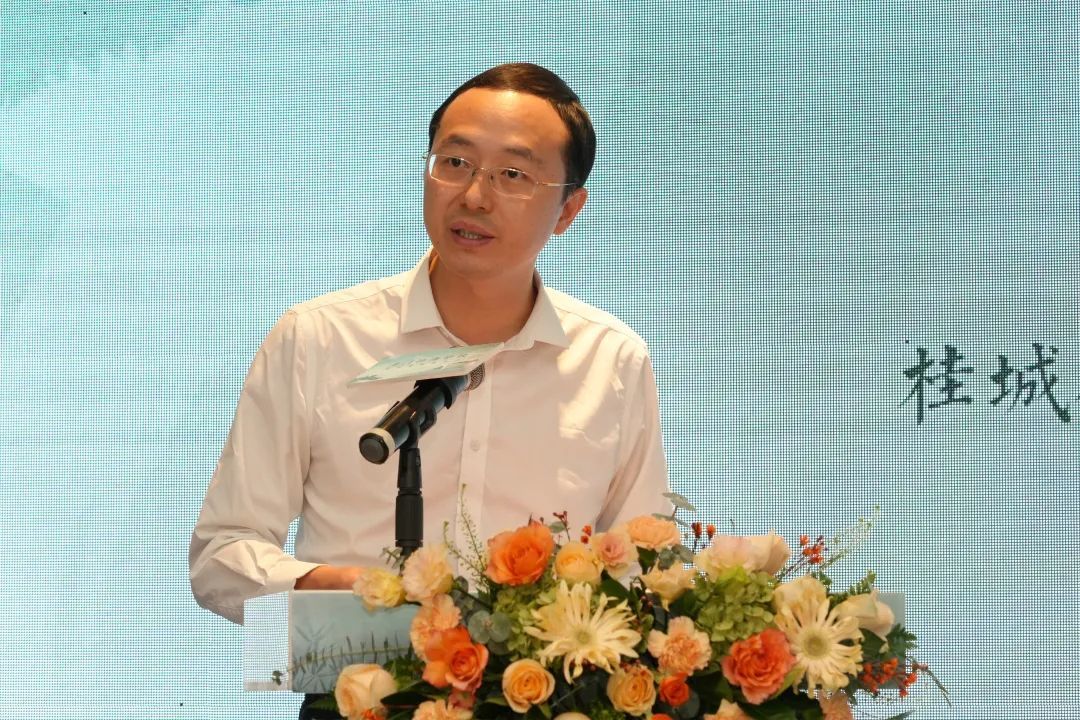 桂城街道党工委委员、办事处副主任仰国林现场致辞。