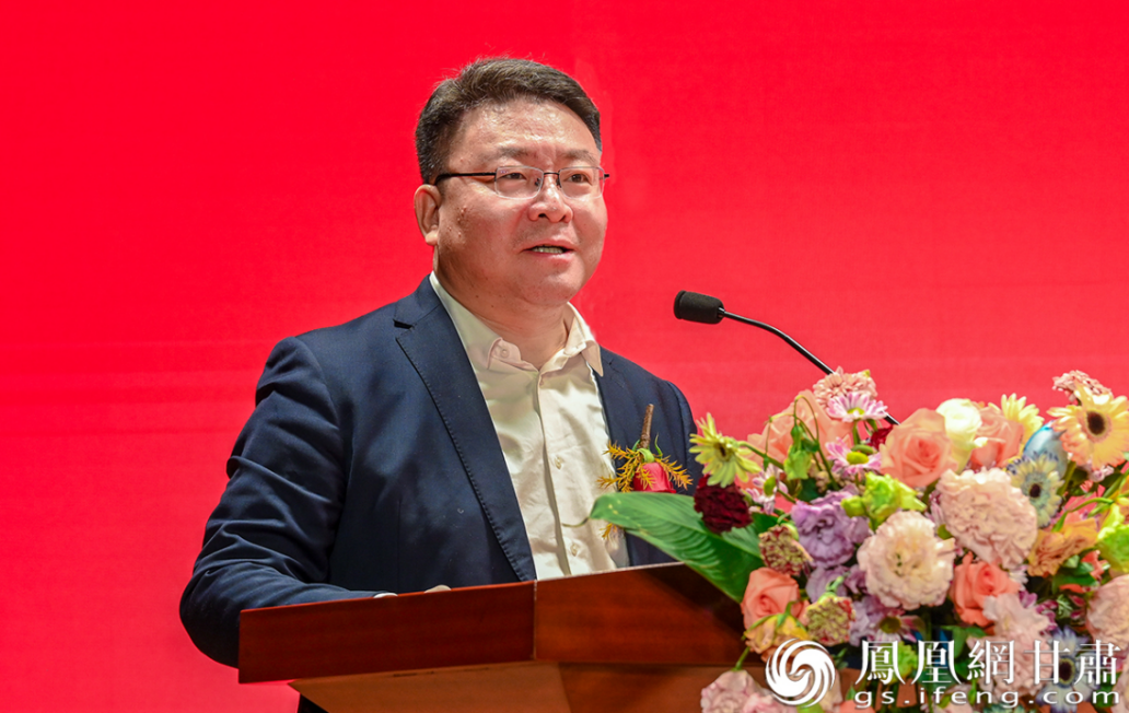 中国作家协会社会联络部主任、全民阅读推广办公室负责人李晓东说，在甘肃举办此次活动对全国具有重要示范意义。